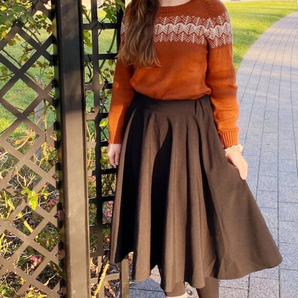 Mid Length Black Circle Skirt - Picture 1 of 3